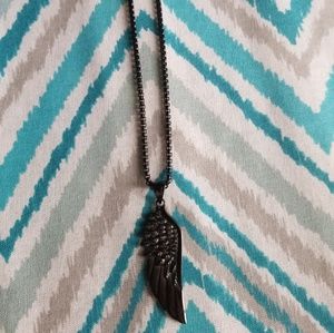 Black wing Necklace